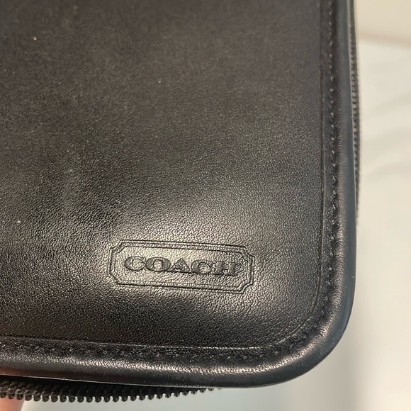 Vintage Coach leather - Zip card holder Wallet, Travel Organizer, Planner - Picture 5 of 14